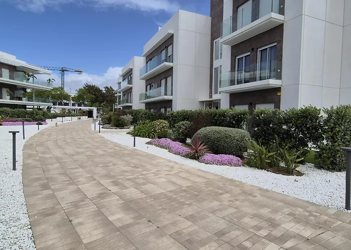 Elevenlights-costaballena Garden View Daire