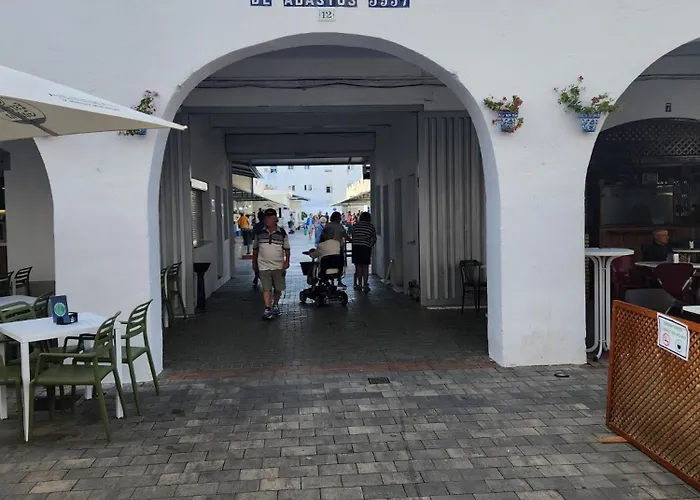 Elevenlights-costaballena Garden View Daire